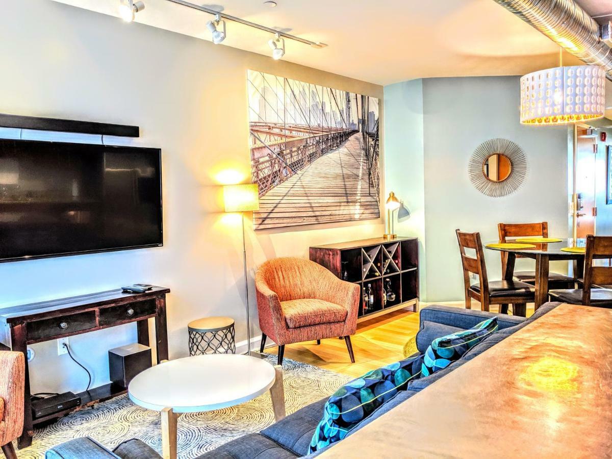 Downtown Loft Oasis Apartment Columbus Exterior photo